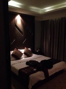 Provence Garden Hotel Wuhan Exterior foto
